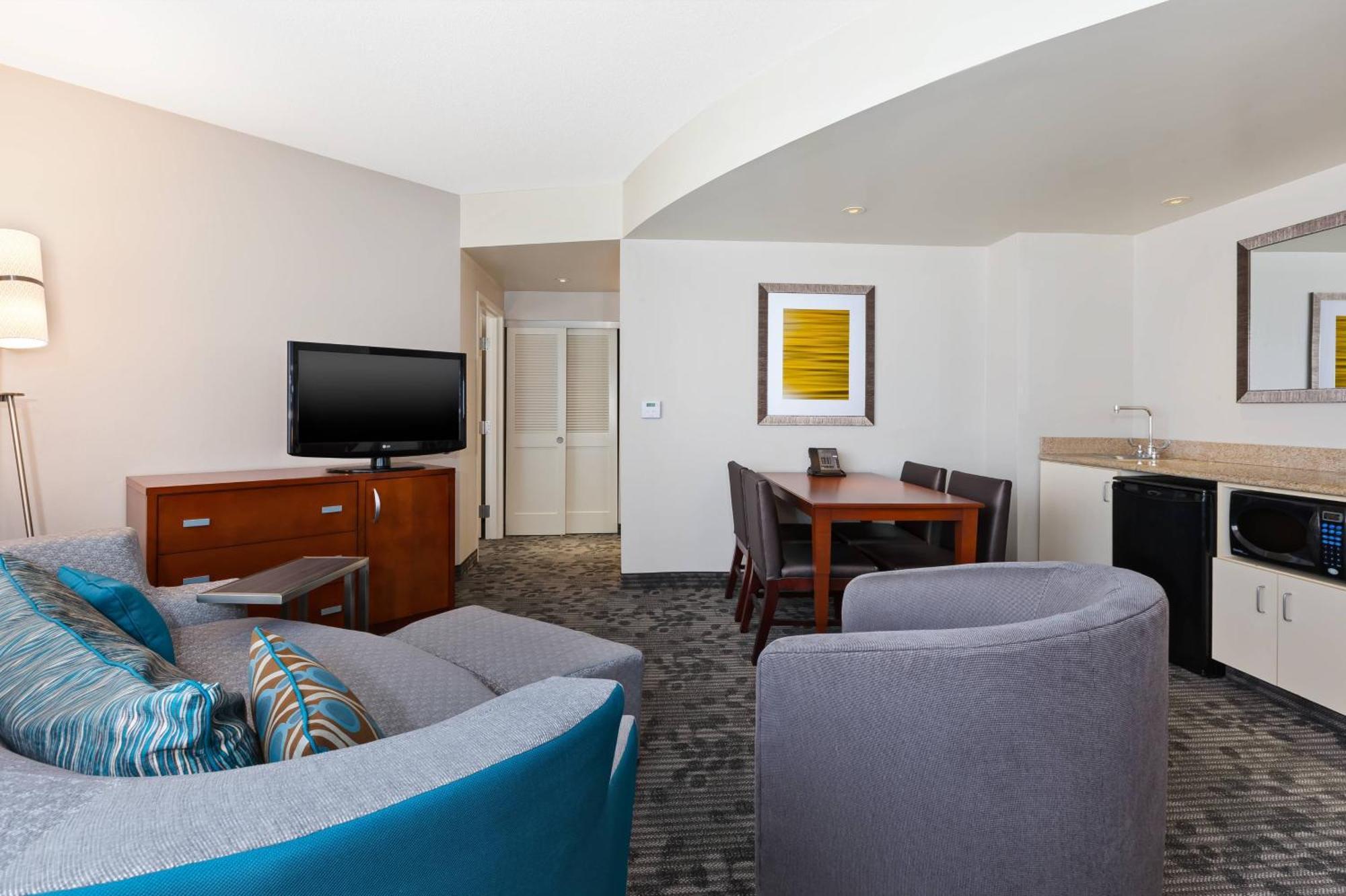 Courtyard By Marriott Oklahoma City Downtown Exterior foto